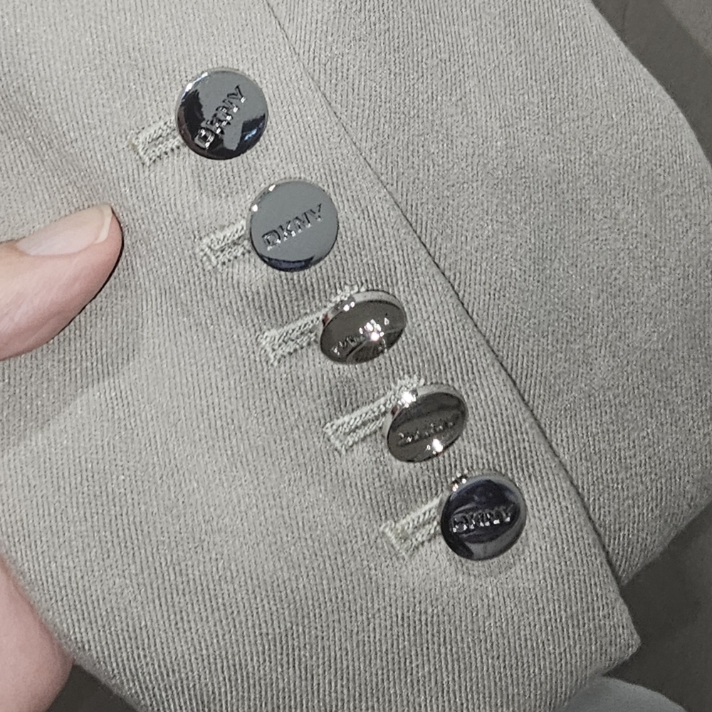 NWT - DKNY Gray Blazer Lg - Picture 5 of 7